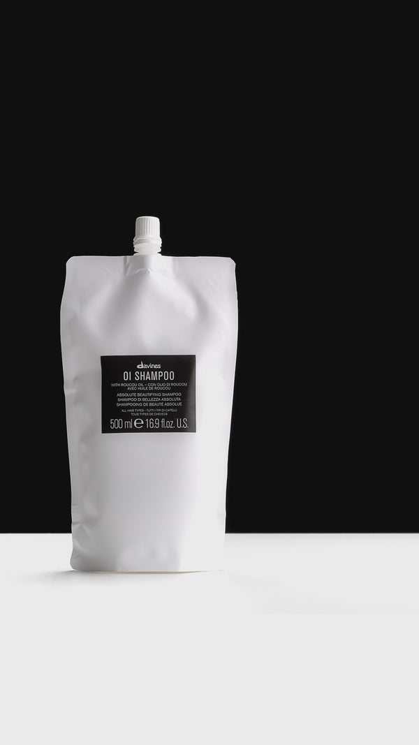 Oi Beautifying shampoo Refill